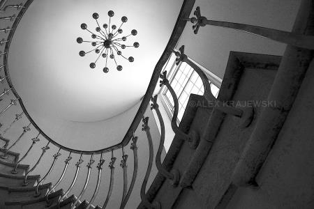 Gore Staircase - Krajewski