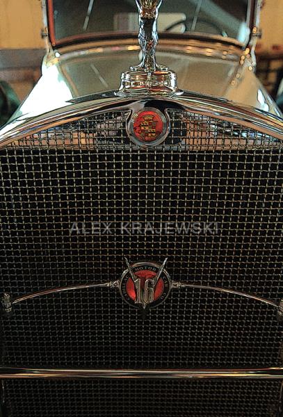 1930 Cadillac 452 V16 - Krajewski